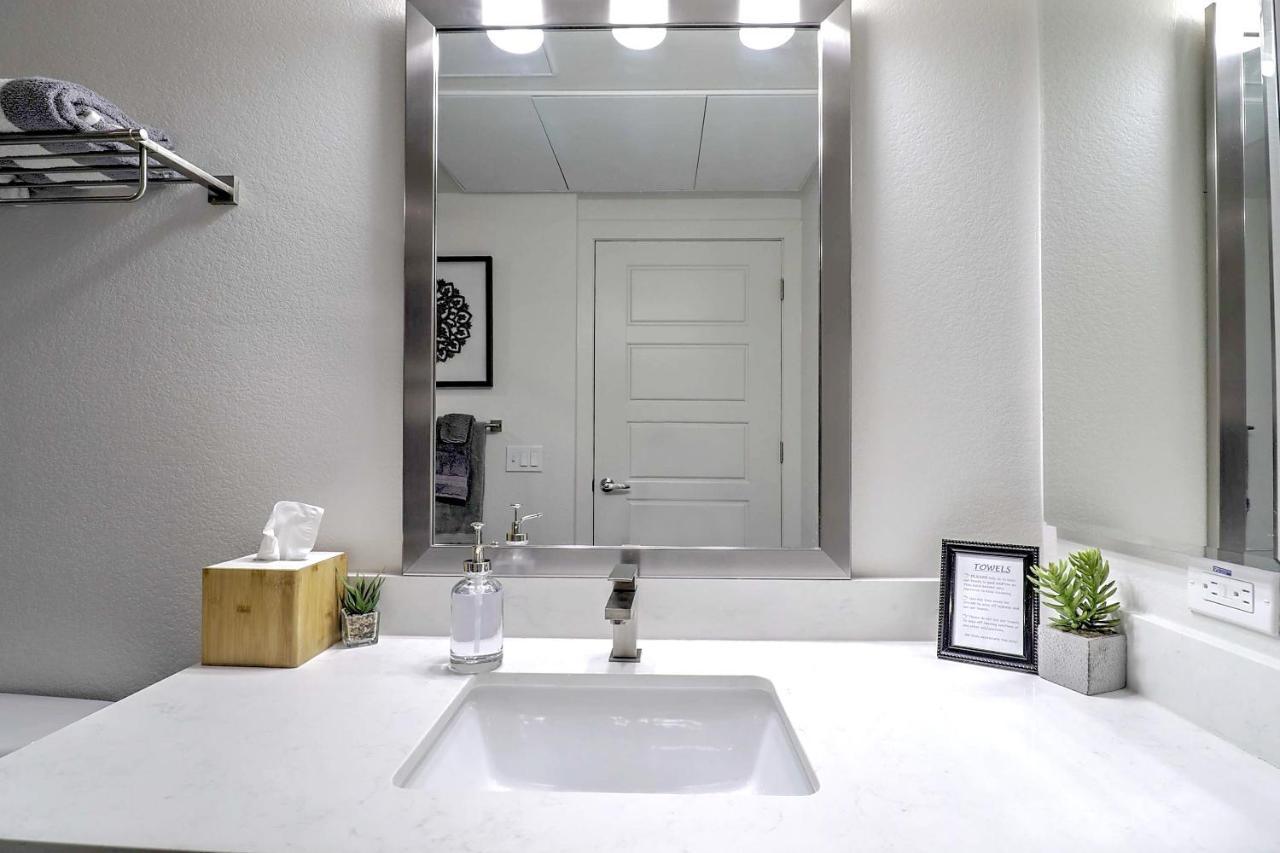 Walk Score 81-Shopping District-King Bed-Parking G2047 Scottsdale Exterior photo