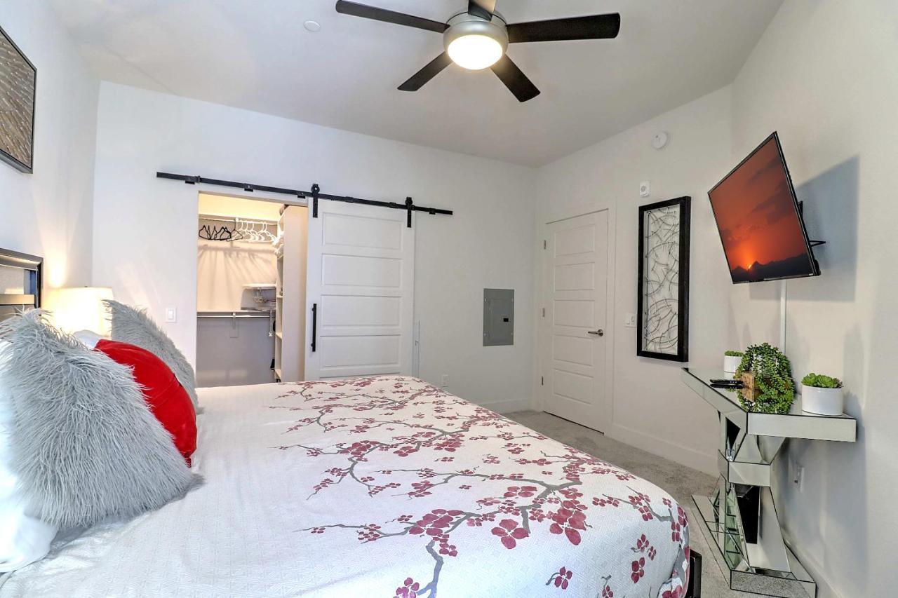 Walk Score 81-Shopping District-King Bed-Parking G2047 Scottsdale Exterior photo